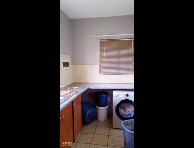 2 BEDROOM TOWNHOUSE FOR SALE IN BRAKPAN NORTH